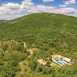 Mir Villa *